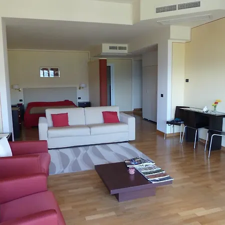 La Luna Nel Porto מלון סטרסה